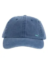 Gorro unisex de algodón color celeste con visera curva y logo de pato bordado en azul marino en el frente.