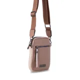 Phonebag color mostaza con bolsillo frontal con cierre, espacio para celular y billetera con repartición. Tiene una correa gruesa de galón regulable y desmontable. Detalles en marrón y beige.