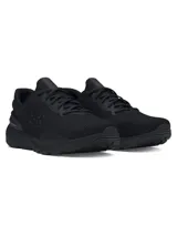 Championes de running Under Armour Charged Escape 4 NM, color negro, con amortiguación Charged Cushioning y capellada de malla transpirable.