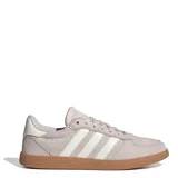 Championes Adidas Breaknet Sleek, color rosa claro con las tres tiras laterales blancas y suela marrón.
