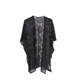 Kimono negro de tejido crochet con flecos en el ruedo.