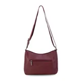 Bandolera color beige con correa extensible a tono, ajustable, y múltiples bolsillos frontales con cierre.