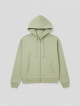 Canguro beige con cierre frontal, capucha con cordones ajustables y bolsillos laterales.