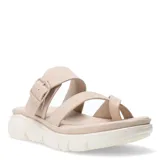 Sandalias Lady Confort Guymon descalza, color tostado, con tiras anchas y hebilla lateral.