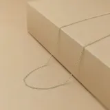 Cadena de plata 925 con eslabones tipo rolo.