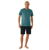Remera verde con rayas horizontales negras, de corte clásico y manga corta.
