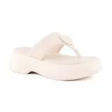 Sandalias de plataforma color lila, con tira ancha sobre el empeine y tira entre los dedos.