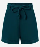 Short de mujer confeccionado en viscolino color verde oscuro. Presenta cintura elástica con lazo de ajuste y detalle de cuerda, y terminación con pespuntes en el ruedo.