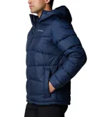 Campera acolchada para hombre, color azul marino, con capucha y cierre frontal. Presenta tecnología Omni-HEAT™ reflectiva y aislamiento Thermarator™.