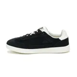 Zapatillas Caterpillar Pause Retro T-Toe, color negro con detalles en blanco. Capellada de gamuza, forro 100% reciclado postindustrial, plantilla de espuma EVA suave, suela exterior de goma resistente y construcción Strobel.