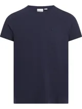 Remera azul marino de algodón elástico, corte slim, cuello redondo y parche con logo de Calvin Klein en el pecho.