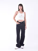 Musculosa corta gris de algodón con logo estampado en el pecho.
