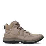Bota de caña media color gris topo, con cordones y detalles en tela de red negra. Suela de goma negra y beige.