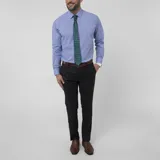 Camisa con patrón de puntos color azul, de corte clásico, ideal para looks formales y de negocios.