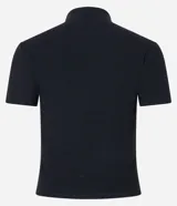 Blusa corta rosa de rib, con cuello alto y mangas cortas.