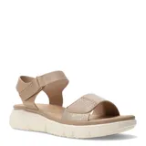 Sandalias beige con plataforma blanca y detalles dorados. Cuentan con dos tiras con perforaciones y ajuste de velcro.