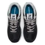 Championes urbanos New Balance modelo 574, color negro con detalles en gris y beige, confeccionados en gamuza y malla, con logo "N" característico en los laterales y entresuela ENCAP.