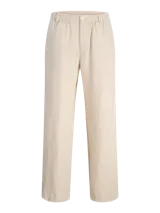 Pantalón chino de lino color beige, corte clásico, con cierre de cremallera y cintura con elástico.