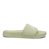 Chancletas New Balance modelo 200 para dama, color verde claro con logo blanco.