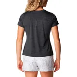Remera deportiva Columbia color gris con estampado de líneas horizontales y logo de la marca en el pecho.
