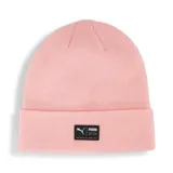 Gorro de lana Puma Archive Heather unisex, color rosa con logo de la marca bordado en etiqueta negra en el frente.