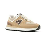 Championes urbanos American Sport modelo Mila 2.0, color beige con detalles en blanco y marrón.