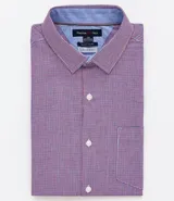 Camisa de hombre de manga larga, corte slim comfort fit, con estampado de cuadrillé vichy y bolsillo en el pecho.