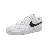 Zapatillas urbanas Nike Court Vision Lo NN, color blanco con logo Swoosh negro en el lateral. Confeccionadas en cuero sintético con perforaciones en la puntera para mayor ventilación y suela de goma con diseño moteado.