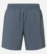 Bermuda deportiva masculina color gris oscuro, confeccionada en poliéster con textura perforada y cintura ajustable con lazo.