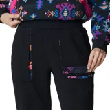 Pantalón de jogging negro con bolsillos laterales y bolsillo cargo.