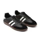 Championes urbanos American Sport Resh 2.0, color blanco con detalles en negro y gris, con las tres tiras laterales en negro y suela marrón.