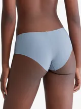 Bombacha hipster de microfibra color celeste, con cintura elástica y logo de Calvin Klein estampado en la cadera.