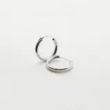Par de aros tipo argolla de plata 925, de 30mm de diámetro y 4mm de grosor.