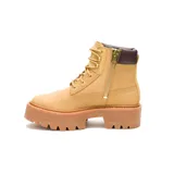 Botas acordonadas color arena de cuero liso, con suela de plataforma marrón con relieve.