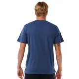 Remera azul de manga corta con cuello redondo y logo de Rip Curl estampado en el pecho.