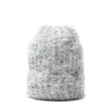 Gorro de lana tejido a crochet color gris claro.