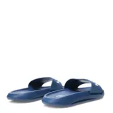 Sandalia de hombre Umbro modelo Twise, color azul con logo en blanco.