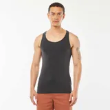 Musculosa negra de canalé con cuello redondo.
