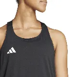 Musculosa deportiva negra con espalda estilo nadador y logo de Adidas estampado en blanco en el pecho.