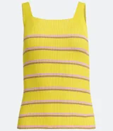 Musculosa de punto color amarillo con rayas horizontales rosas y marrones, escote cuadrado y textura acanalada.