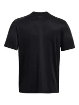 Remera deportiva gris de Under Armour, holgada y ligera, con paneles de malla transpirable y tejido elástico en cuatro direcciones.