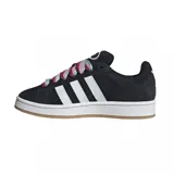 Championes Adidas Campus 00s negros con las tres tiras blancas y cordones estampados.