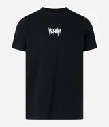 Remera negra de algodón, corte regular, con cuello redondo y mangas cortas. Estampa del personaje Venom en la espalda.