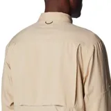 Camisa de hombre Columbia Silver Ridge, color beige, de manga larga con botones para enrollar, dos bolsillos frontales con botón, ventilación en la espalda y protección solar UPF 50.
