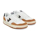 Championes urbanos Joma C.Attica Men 2533, color blanco con detalles en marrón y azul. Confeccionados en cuero sintético, con tecnología VTS para ventilación y suela de caucho Durability.
