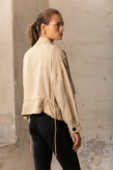 Pantalón de jean negro de corte skinny.