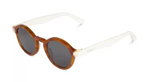 Lentes de sol con montura de acetato color naranja y lentes oscuros, diseño unisex.