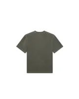 Remera de manga corta color negro con cuello redondo y logo bordado en el pecho.