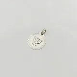 Dije redondo de plata 925 con el símbolo de psicología en el centro.