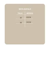 Bota tejana de caña alta en color marrón, elaborada en cuero de alta calidad con bordados decorativos.